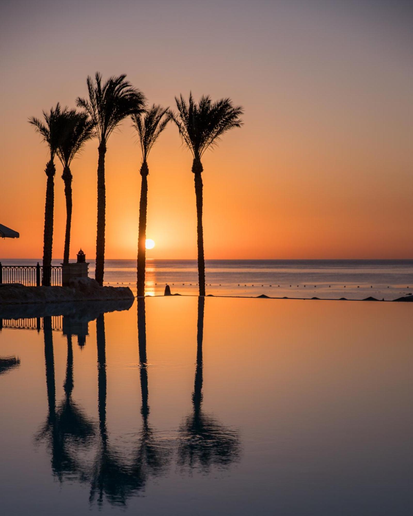 The Makadi Spa Hotel - Couples Only 18 Years Plus Hurghada Eksteriør billede Sunset at the Hilton Sharm El Sheikh Resort